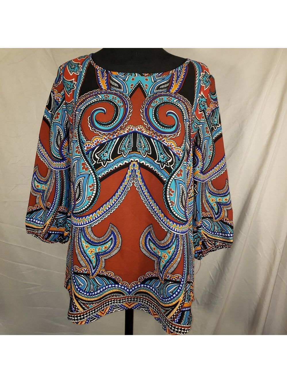 Anna Grace Vibrant Paisley Women's Top - M